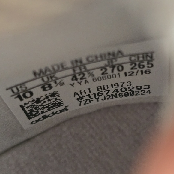"RARE" Adidas ULTRABOOST (new without original box ) - Picture 8 of 9